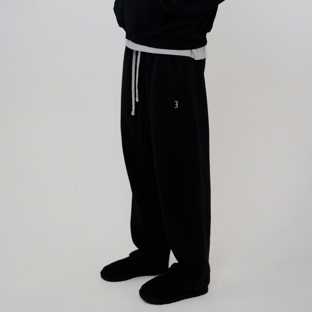ESSENTIAL PANTS BLACK
